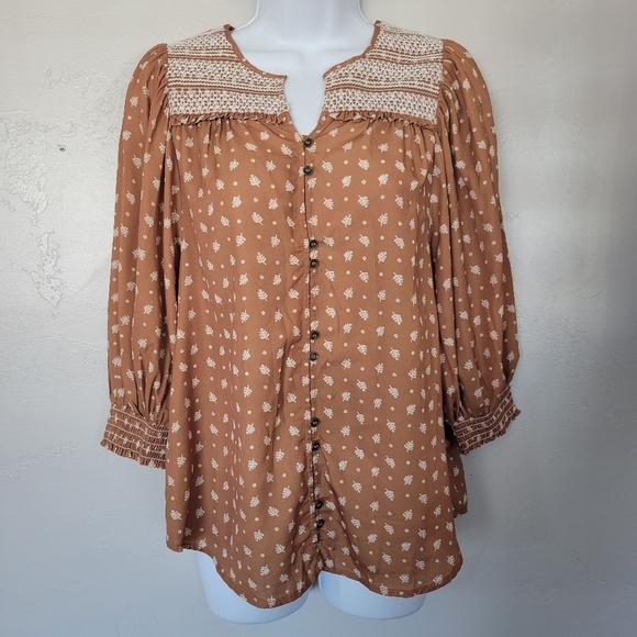 Polagram Women's Small Rust Tan Quarter Sleeve Blouse Button Front Leaf Boho Top - Picture 1 of 7